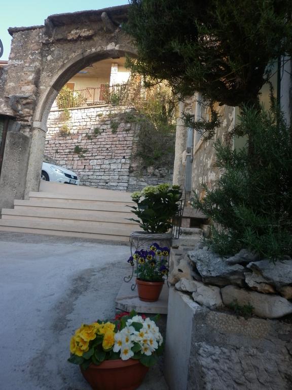 La Piccola Mimosa Sant'Ambrogio di Valpolicella Exterior photo